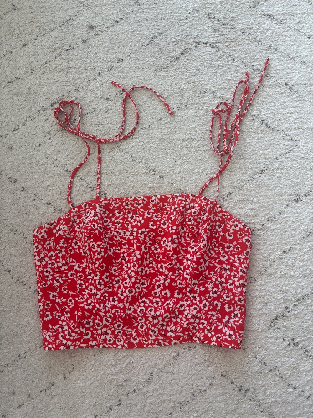 Dynamite Red White Floral Tie-Strap Crop Top